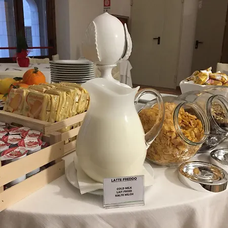 فندق Sant' Antonio 3*